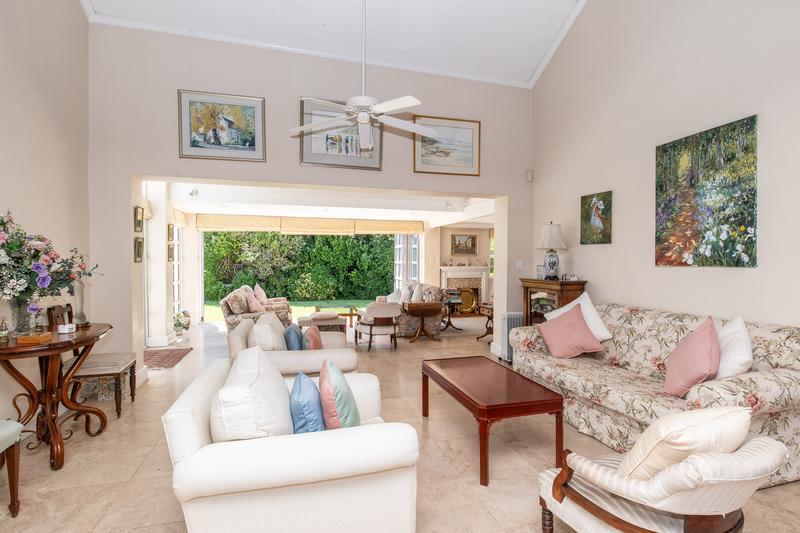 3 Bedroom Property for Sale in Constantia Western Cape